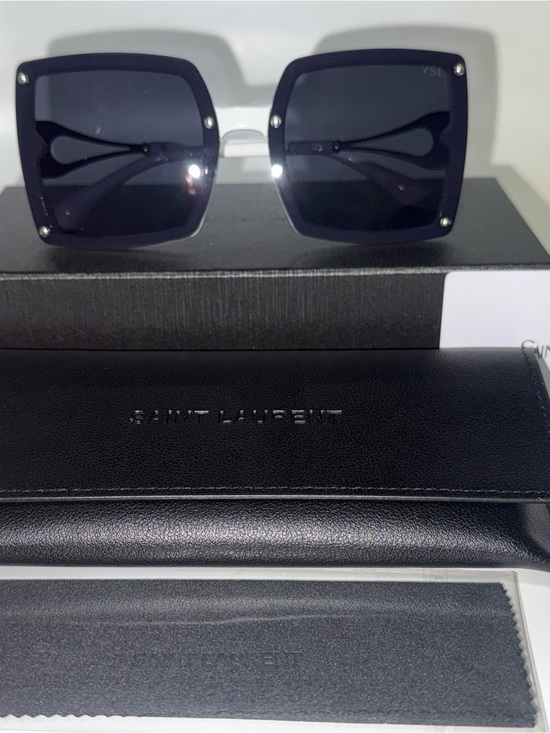 High Fashion Oversized Sunglasses Black White Statement Frames main image 5